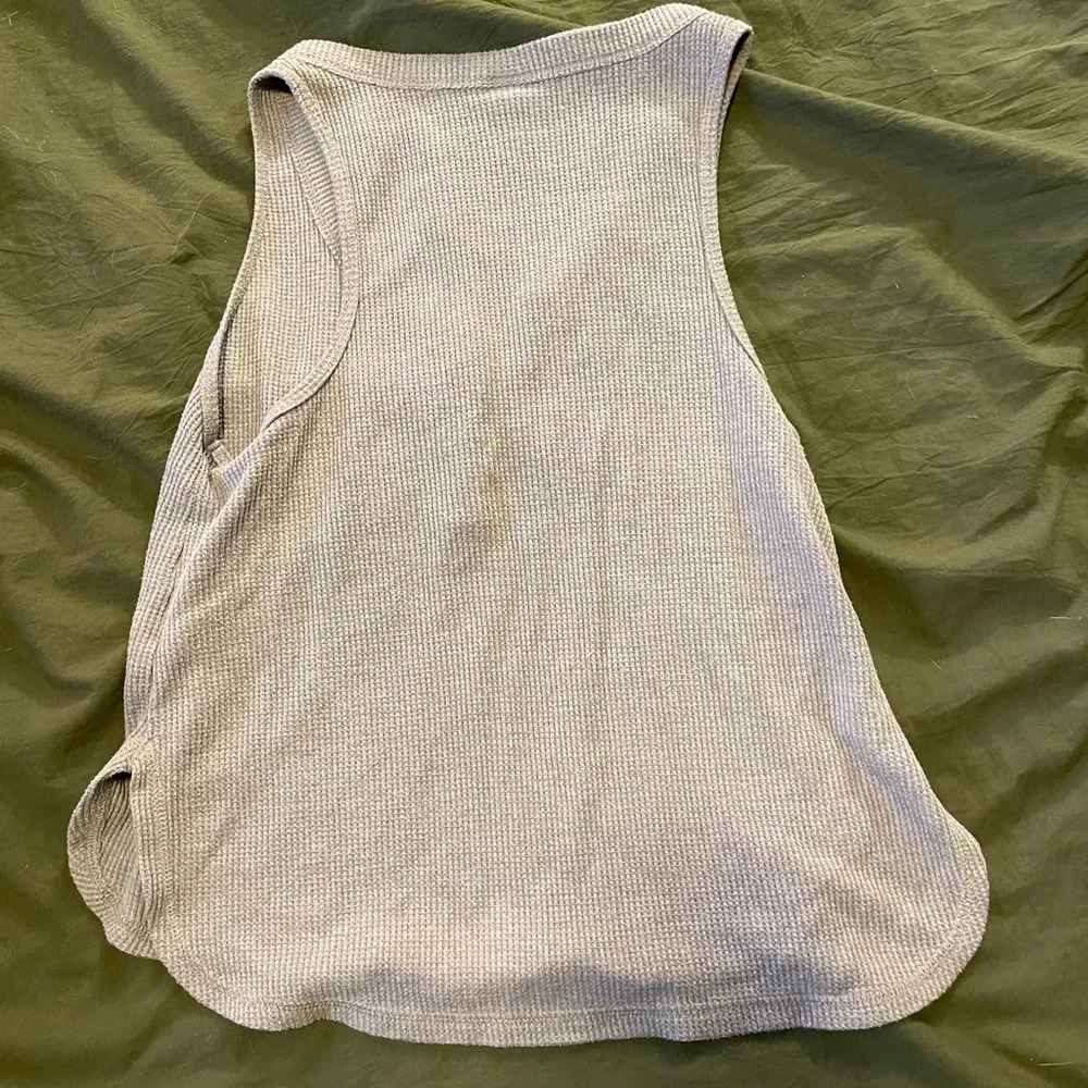 Crop tank - Picture 3 of 3